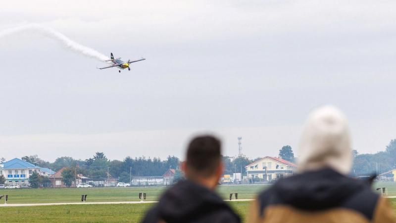 Bessenyei Péter debreceni előadása lenyűgözött minket – szinte levegőt sem kaptunk a csodálkozástól! – képek kíséretében.