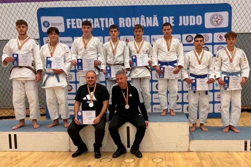 A székely cselgáncsozók célja, hogy hazai tatamin vívják meg a döntőt | Székely Sport